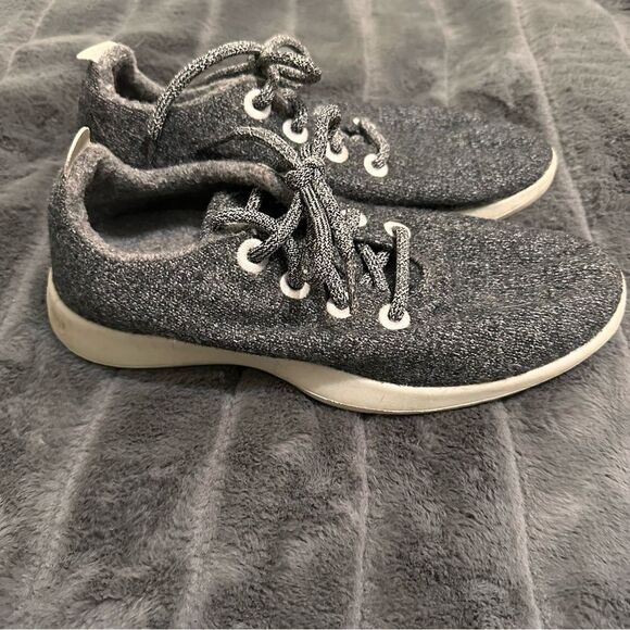 Allbirds gray wool runners size 8 - Picture 2 of 7